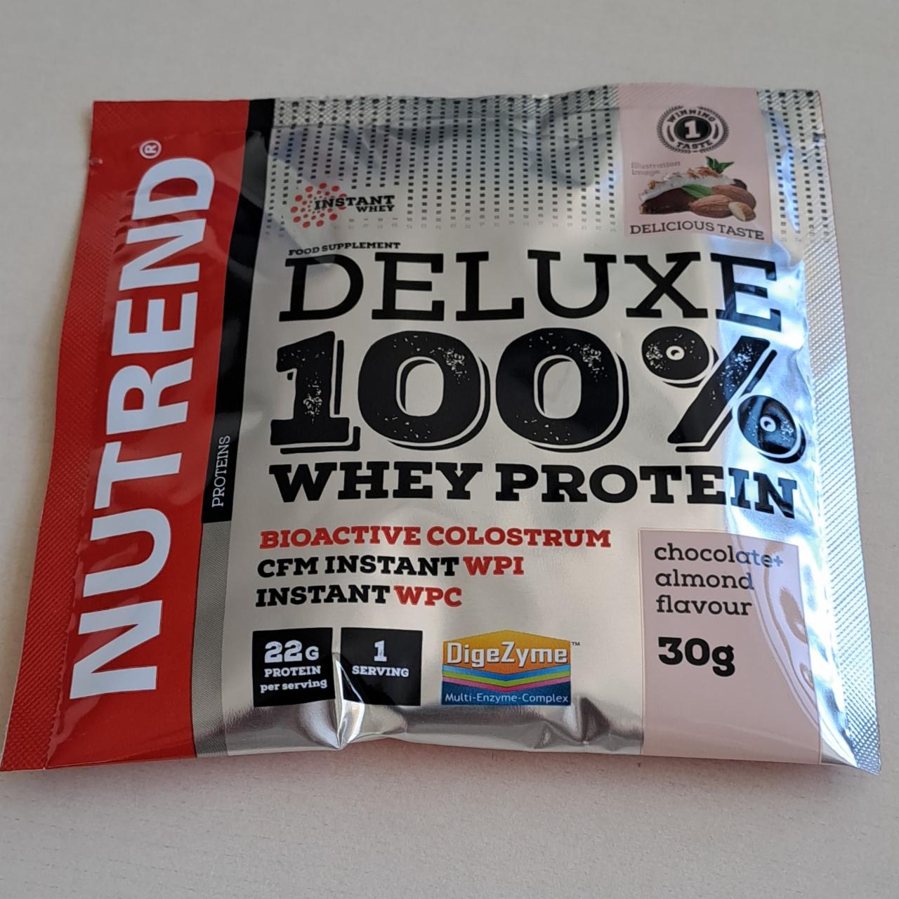 Fotografie - Deluxe 100% whey protein chocolate + almond Nutrend