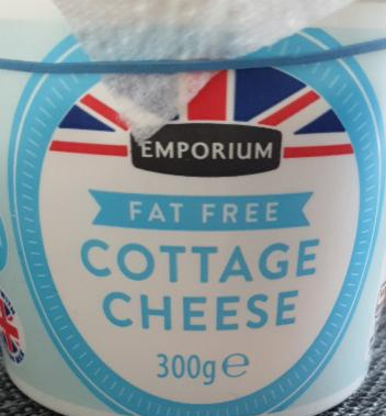 Fotografie - Fat Free Plain Cottage Cheese Emporium
