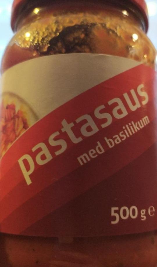 Fotografie - Pastasaus med basilikum First Price