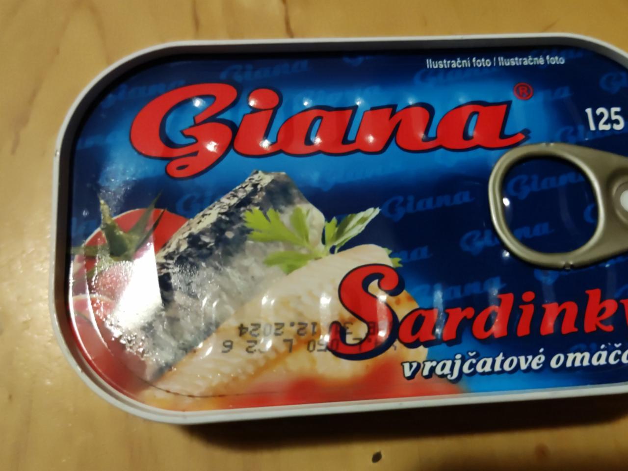 Fotografie - sardinky v tomatové omáčce Giana