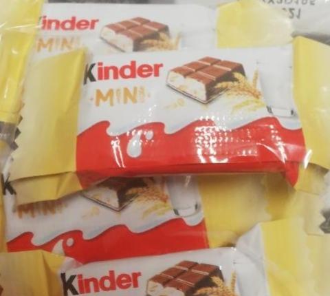 Fotografie - Kinder Chocolate with cereals mini 