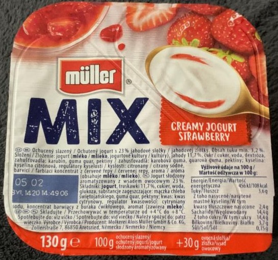 Fotografie - Müller Mix Creamy jogurt Strawberry