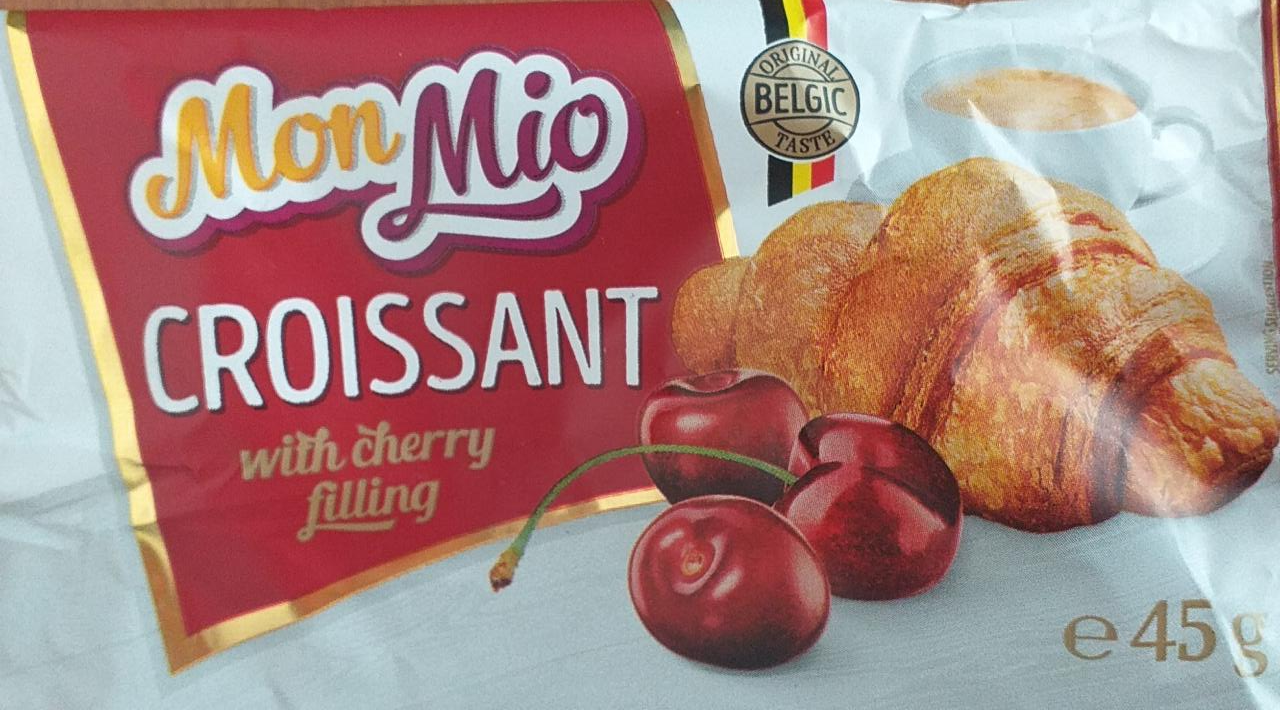 Fotografie - Croissant with Cherry filling Mon Mio