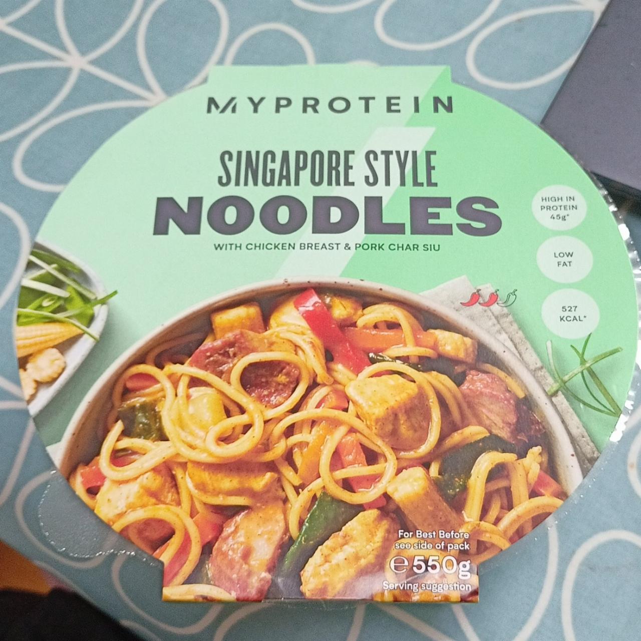 Fotografie - Singapore style Noodles with chicken breast & pork char siu Myprotein