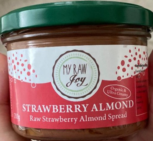 Fotografie - Raw Almond-Strawberry Spread My Raw Joy