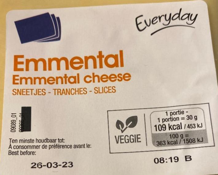 Fotografie - Emmental cheese slices EveryDay