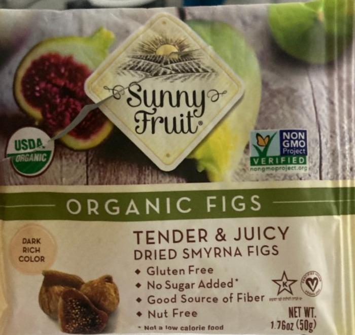 Fotografie - Organic figs tender & juicy dried smyrna figs Sunny Fruit