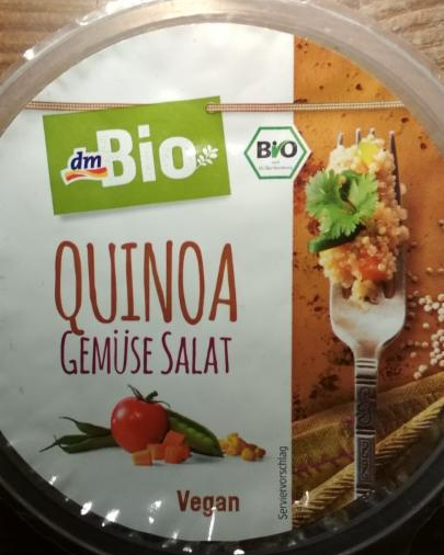 Fotografie - Quinoa geműse salat dmBio