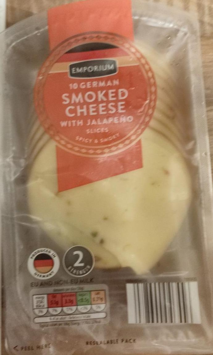 Fotografie - German smoked cheese with jalapeño slices Emporium