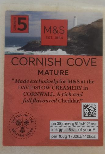 Fotografie - Vyzrálý polotvrdý sýr cheddar Cornish Cove