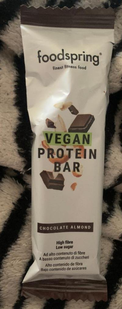 Fotografie - Vegan Protein Bar Chocolate Almond Foodspring