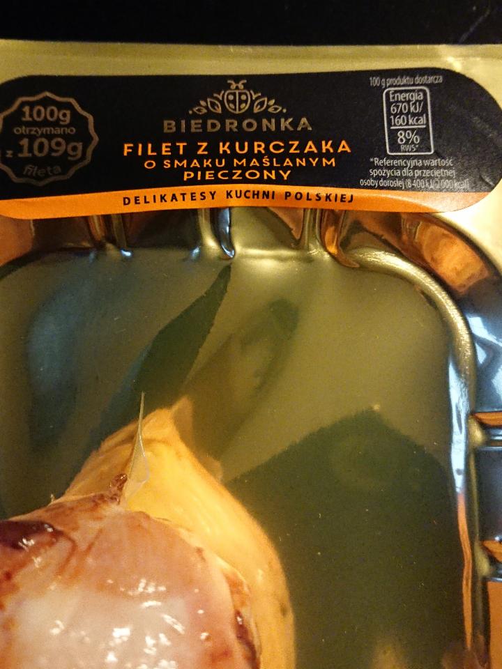 Fotografie - Filet z kurczaka o smaku maślanym pieczony Biedronka 