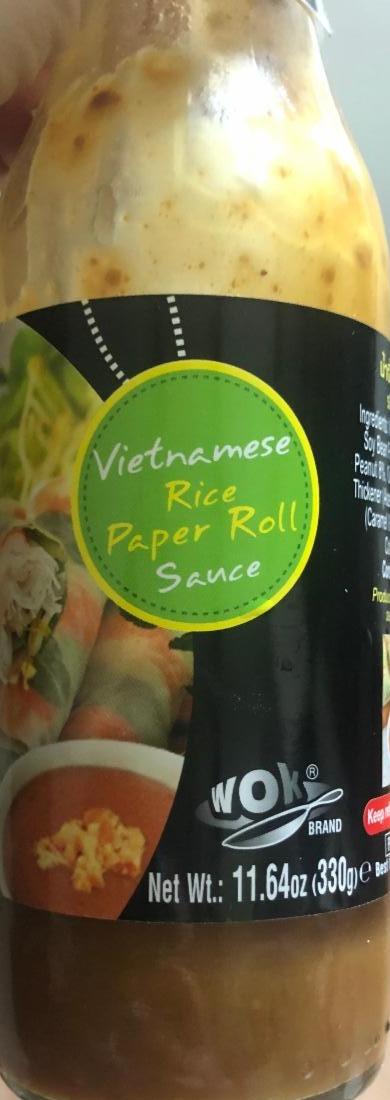 Fotografie - Vietnamese rice paper roll sauce (vietnamská rýžová papírová omáčka) Wok