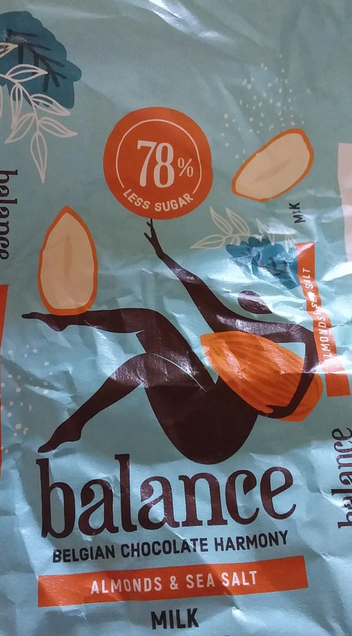 Fotografie - Belgian Chocolate Harmony Almond & Sea Salt Milk Balance