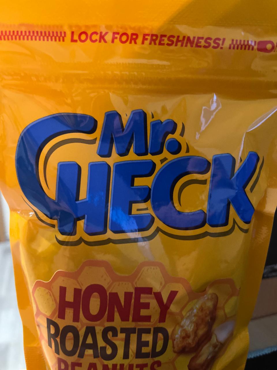 Fotografie - honey roasted peanuts Mr.Check
