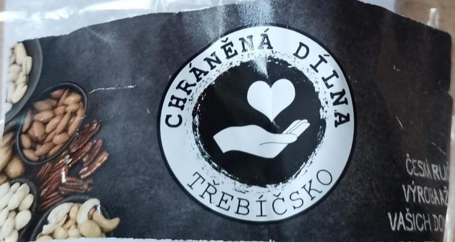 Fotografie - Arašídy v hořké čokoládě Chráněná dílna Třebíčsko