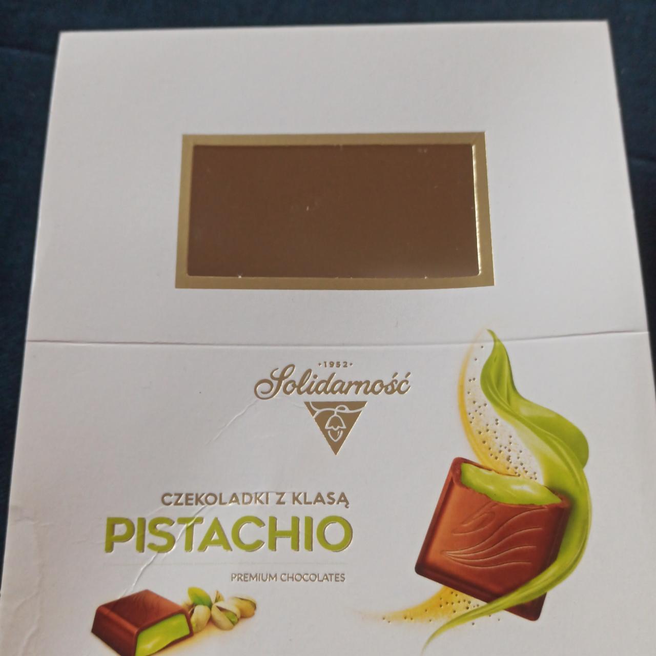 Fotografie - Czekoladki z Klasą Pistachio Premium Chocolates Solidarność