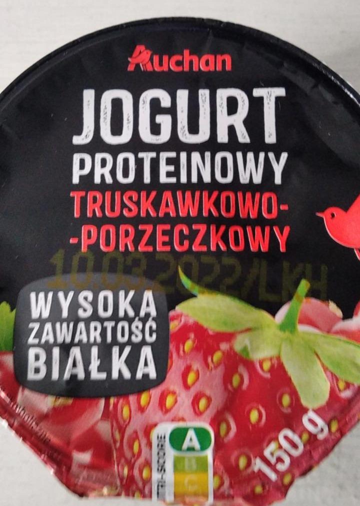Fotografie - Jogurt Proteinowy Truskawkowo-Porzeczkowy Auchan