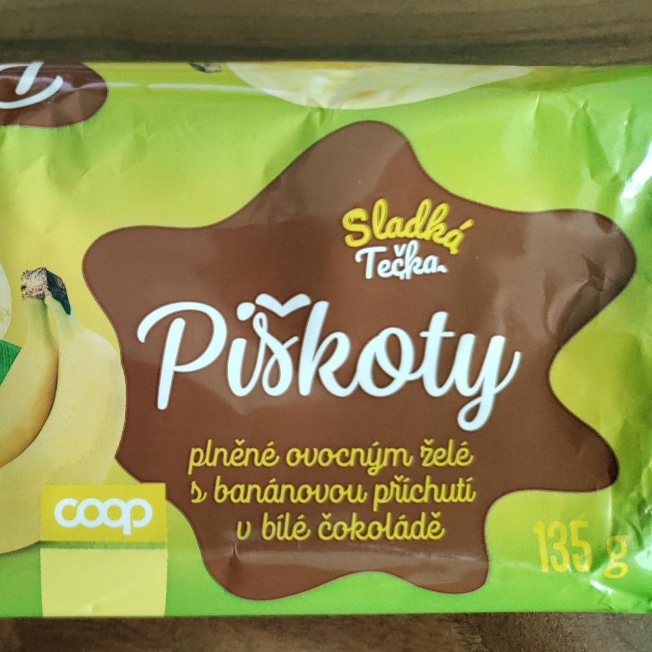 Fotografie - Piškoty plněné ovocným želé s banánovou příchutí v bílé čokoládě Sladká Tečka