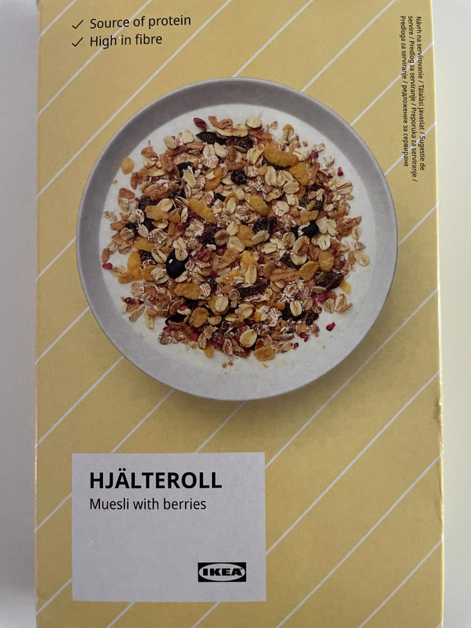 Fotografie - Hjälteroll Muesli with berries Ikea