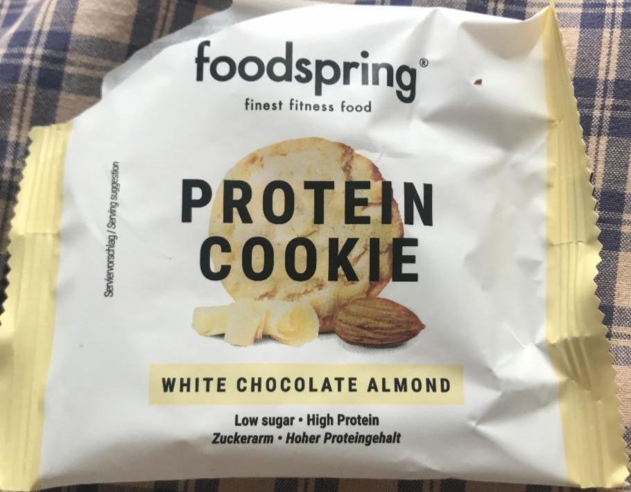 Fotografie - Protein Cookie White Chocolate Almond Foodspring
