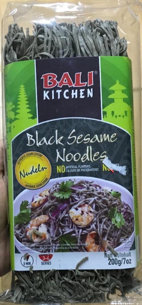 Fotografie - Black Sesame Noodles Bali Kitchen