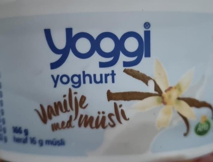Fotografie - Yoghurt vanilje med müsli Yoggi