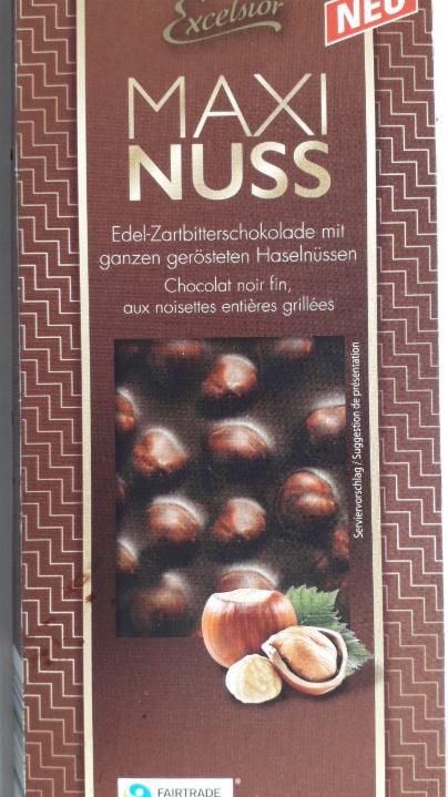 Fotografie - Maxi Nuss hořká čokoláda s celými lískovými ořechy Excelsior