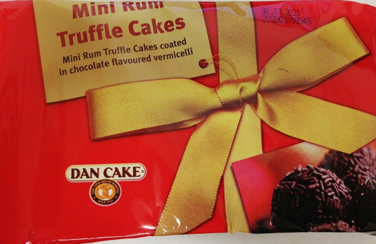Fotografie - Mini rum truffle cakes Dan cake