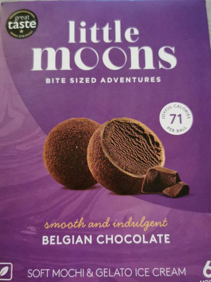 Fotografie - Belgian Chocolate Soft Mochi & Gelato Ice Cream Little Moons
