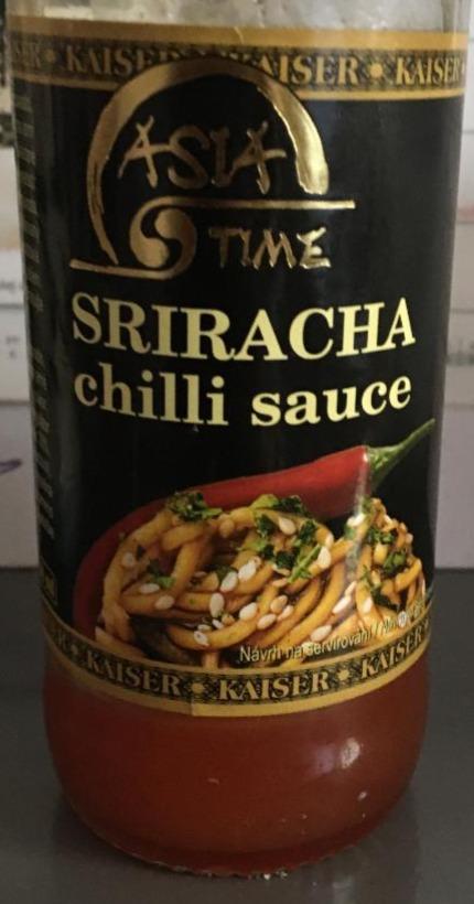 Fotografie - SRIRACHA chilli sauce Asia World
