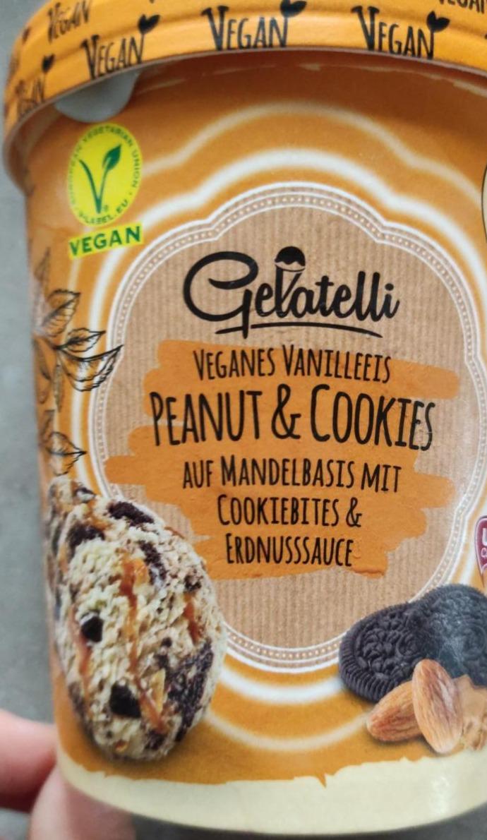 Fotografie - Veganes Vanilleeis Peanut & Cookies auf Mandelbasis mit Cookiebites & Erdnusssauce Gelatelli