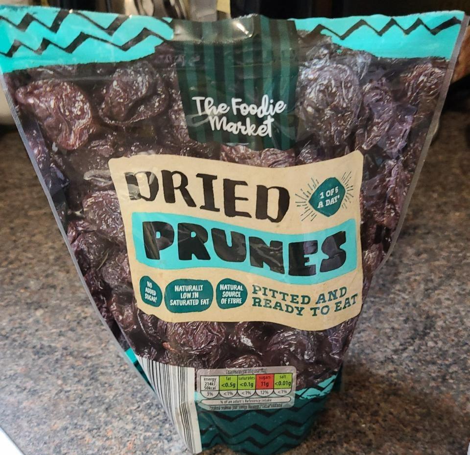 Fotografie - dried prunes The Foodie Market
