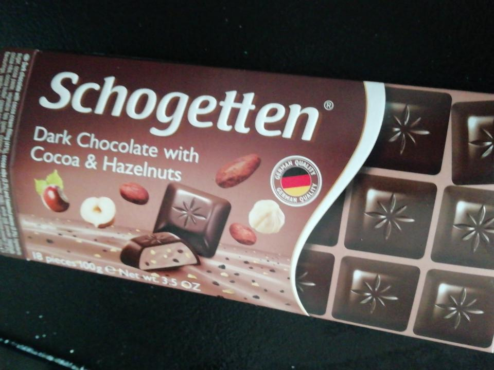 Fotografie - čokoláda tmavá s kakaem a ořechy Schogetten
