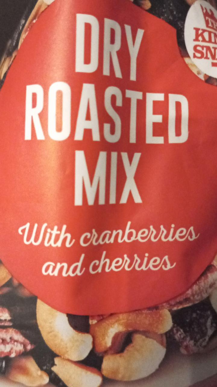 Fotografie - Dry roasted Mix with cranberries and cherries The King's Snack