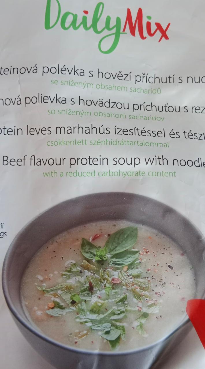 Fotografie - Proteinová polévka s hovězí příchutí s nudlemi DailyMix