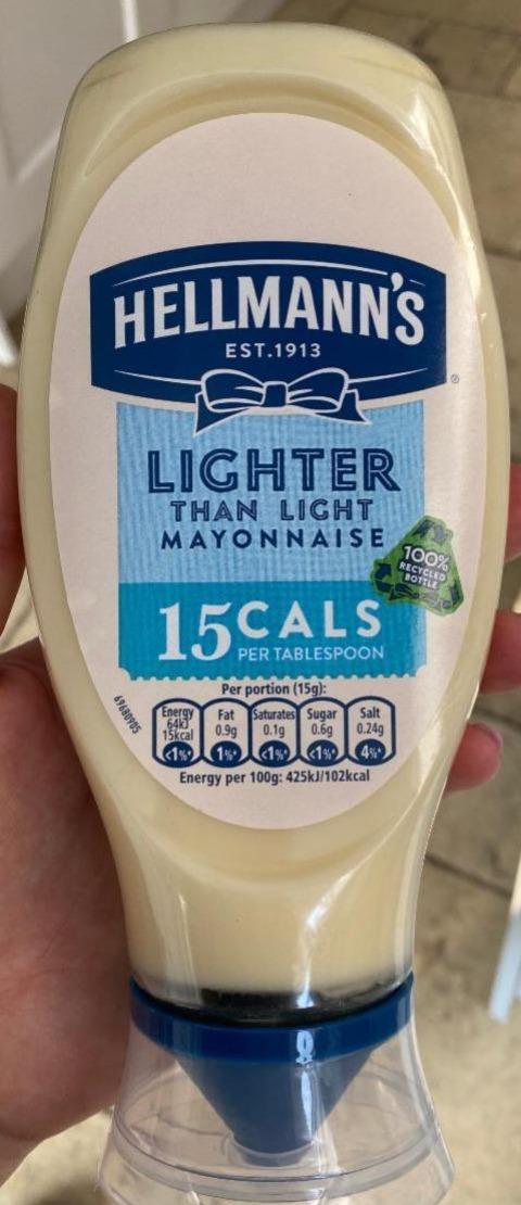 Fotografie - Lighter than light mayonnaise 15 cals Hellmann's