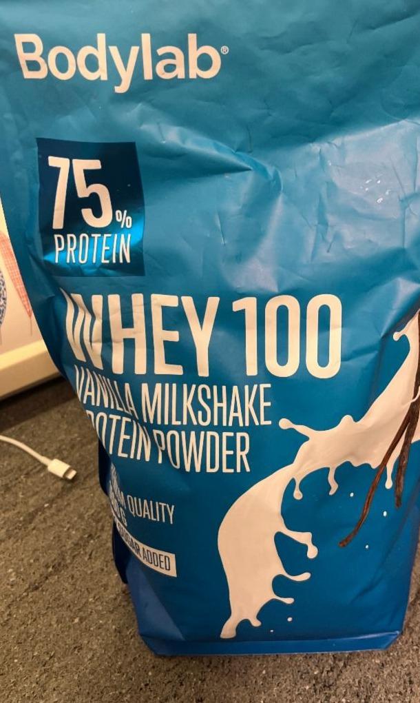 Fotografie - Whey 100 75% protein Vanilla Milkshake Bodylab