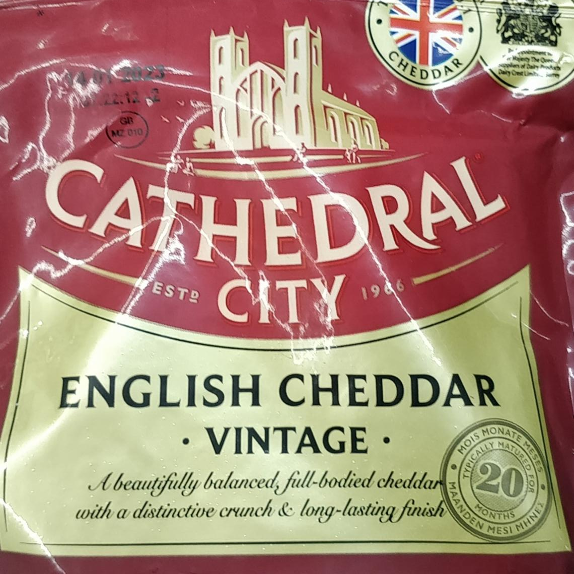 Fotografie - Cathedral city English Cheddar vintage