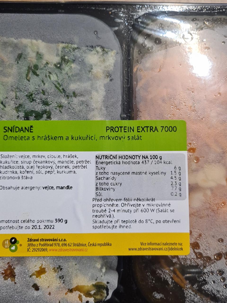 Fotografie - Omeleta s hráškem a kukuřicí, mrkvový salát Protein extra Zdravé stravování 