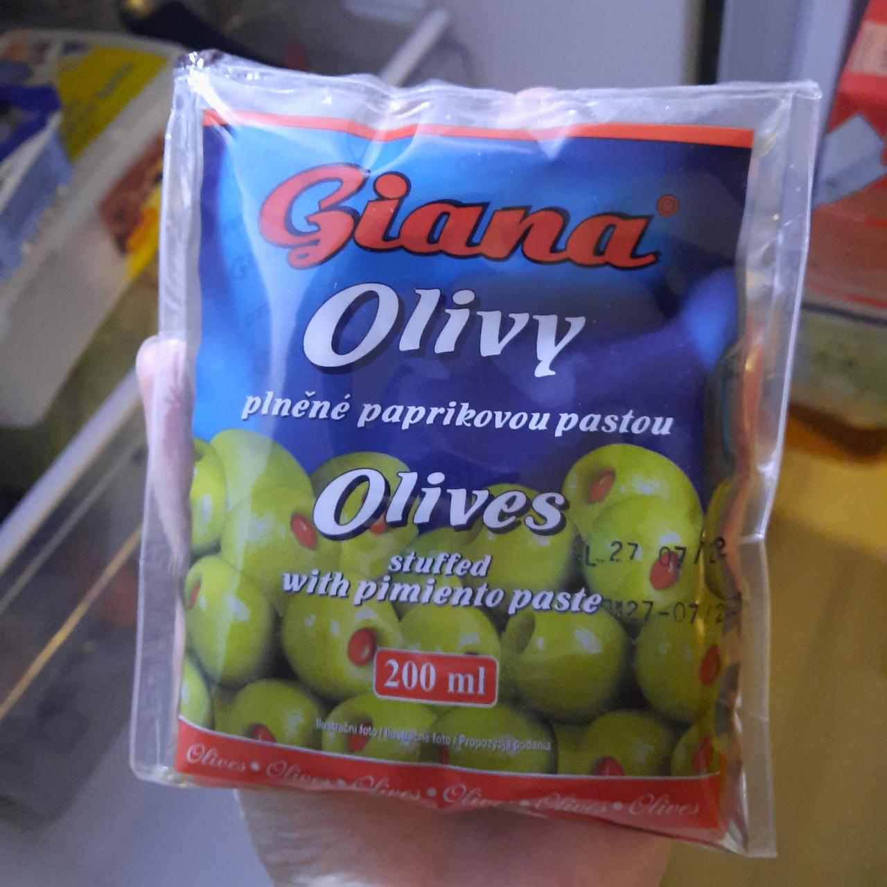 Fotografie - olivy plněné paprikovou pastou Giana