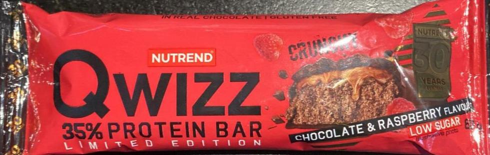 Fotografie - Qwizz 35% protein bar crunchy Chocolate & Raspberry flavour Nutrend