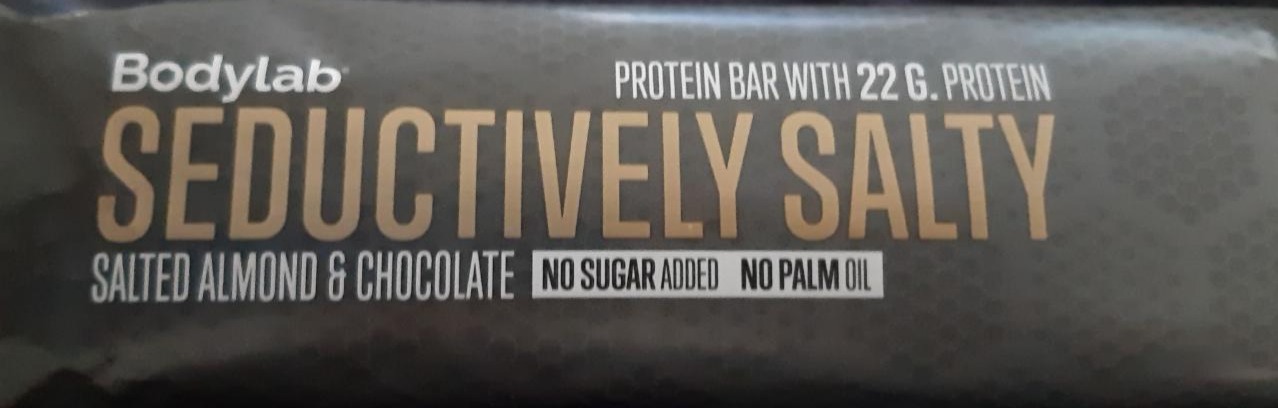 Fotografie - Seductively Salty Protein Bar Salted Almond & Chocolate Bodylab