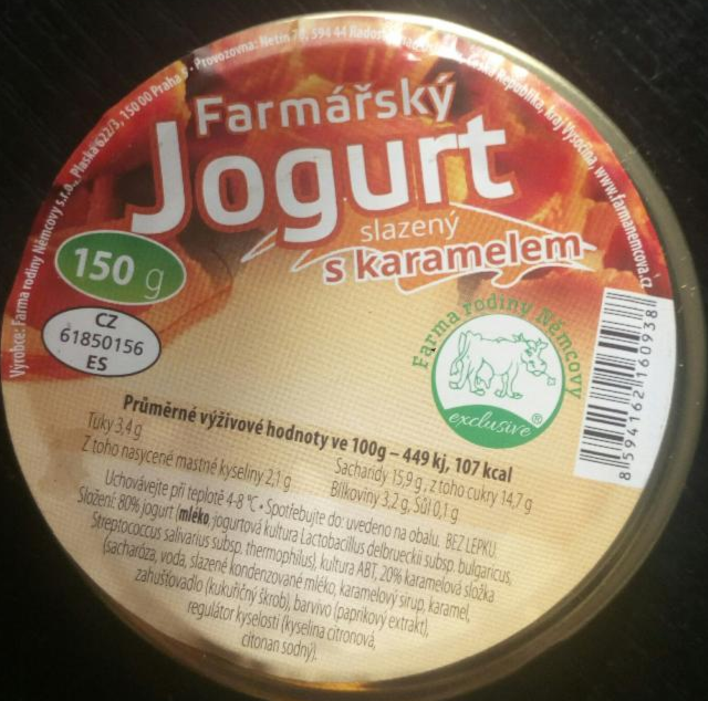Fotografie - Farmářský jogurt slazený s karamelem Farma rodiny Němcovy