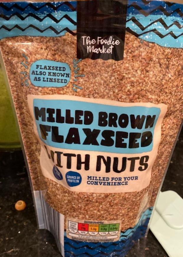 Fotografie - Milled brown flaxseed with nuts The Foodie Market