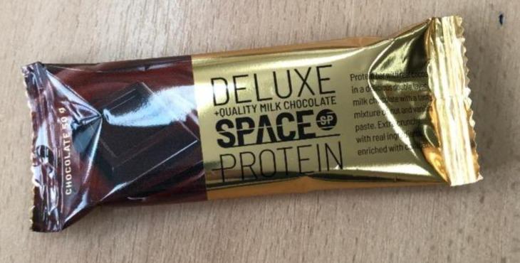 Fotografie - Deluxe Milk Chocolate Space Protein