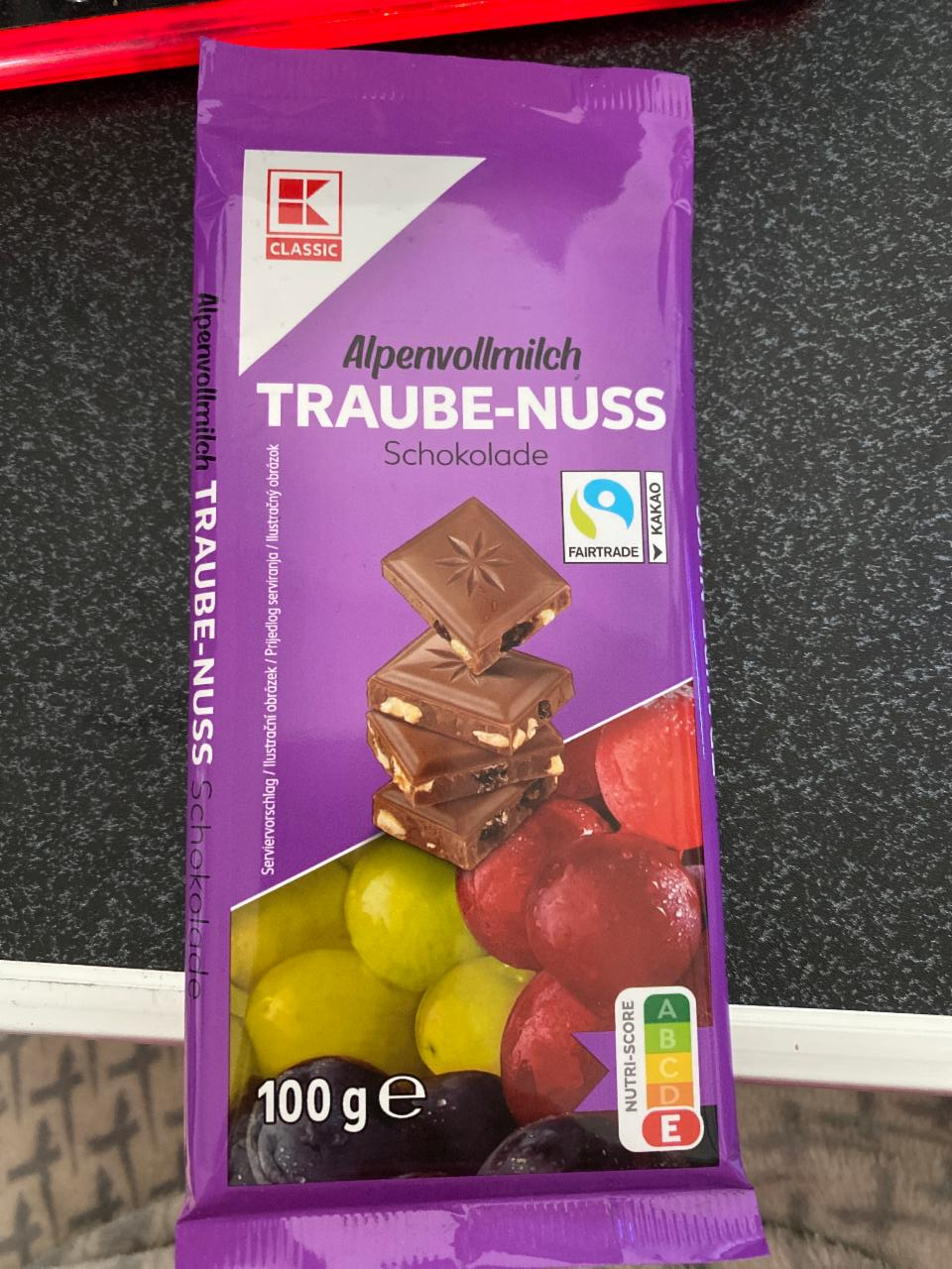 Fotografie - Alpenvollmilchschokolade Trauben-Nuss K-Classic