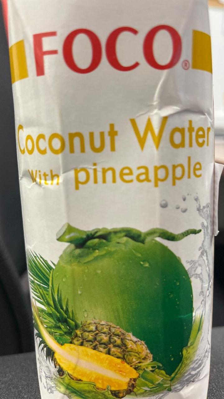 Fotografie - Coconut Water with pineapple Foco