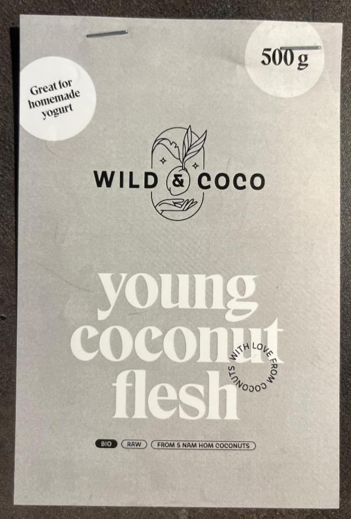 Fotografie - Bio Young coconut flesh Wild & Coco
