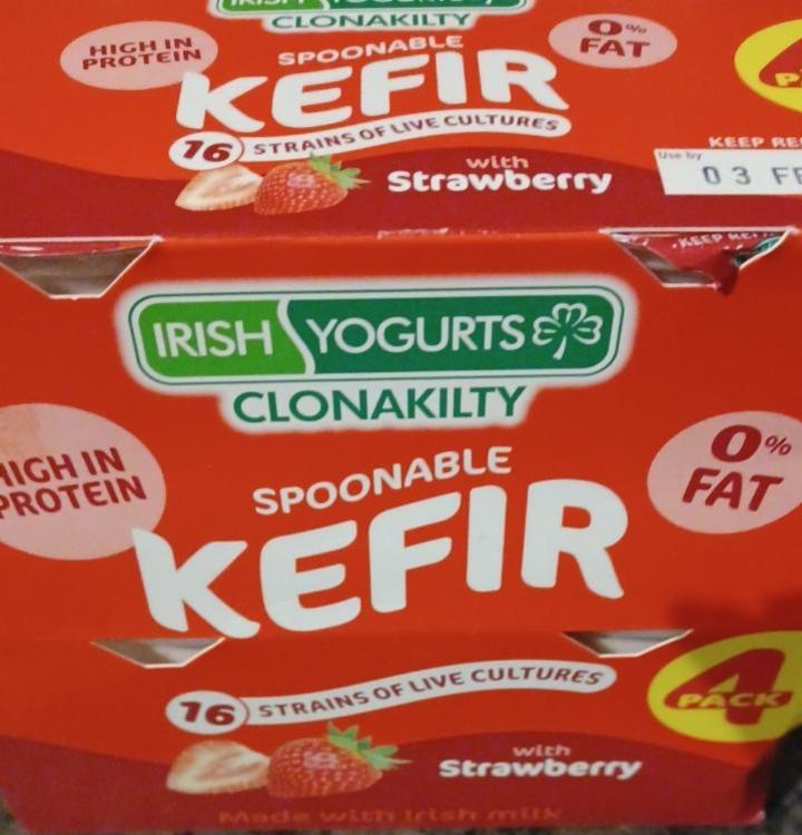 Fotografie - Clonakilty Spoonable Kefir with Strawberry 0% fat Irish Yogurts